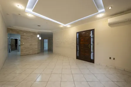 Imóvel Comercial com 4 Quartos para alugar, 179m² no Vila São José, Várzea Paulista