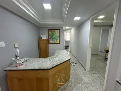 Sala Comercial à venda, 70m² no Centro, Macaé