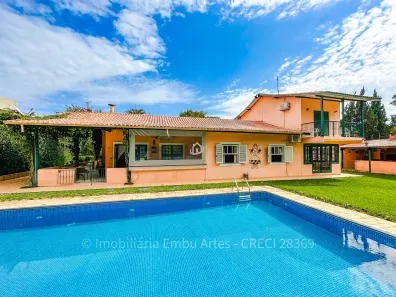 Casa com 3 Quartos para alugar, 458m² no Maria Auxiliadora, Embu das Artes