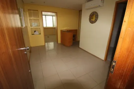 Sala Comercial à venda, 37m² no Menino Deus, Porto Alegre
