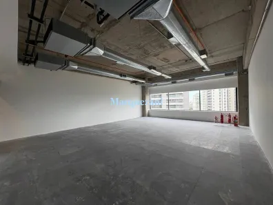 Sala Comercial para alugar, 95m² no Parque Industrial Tomas Edson, São Paulo