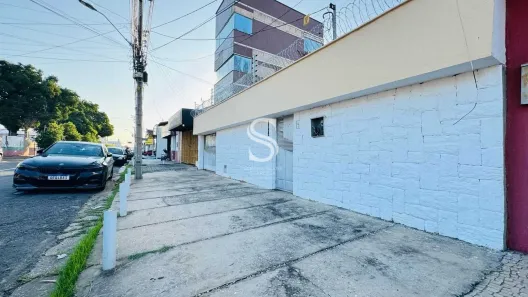 Casa com 4 Quartos à venda, 200m² no Centro, Teresina