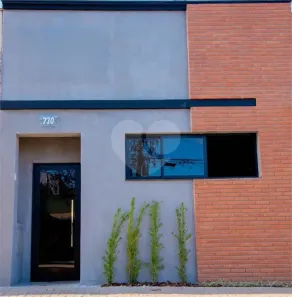 Sala Comercial para alugar, 104m² no Centro, Itapetininga