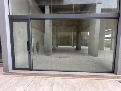 Ponto Comercial para alugar, 32m² no Vila Ipiranga, Porto Alegre