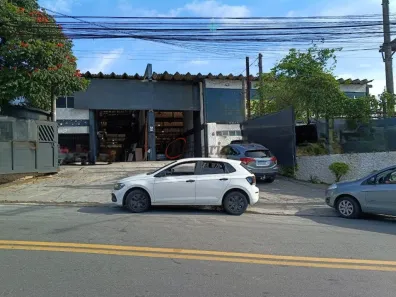 Galpão/Depósito/Armazém para alugar, 2585m² no Vila Nogueira, Diadema