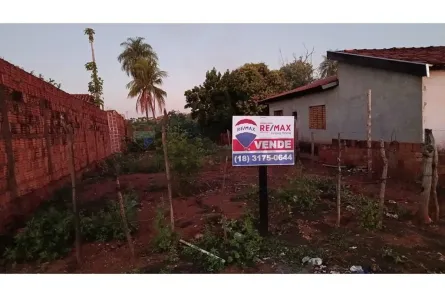 Lote/Terreno à venda, 320m² no Centro, Andradina