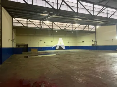 Galpão/Depósito/Armazém para alugar, 900m² no Minas Gerais, Uberlândia