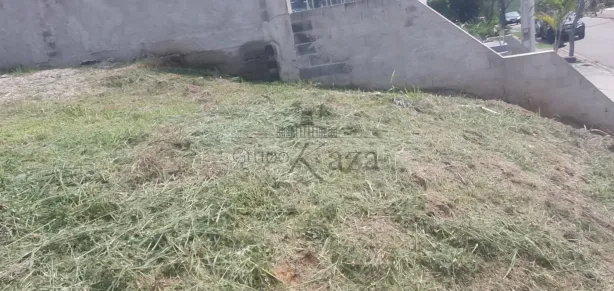 Lote/Terreno à venda, 450m² no Condomínio Residencial Jaguary, São José dos Campos