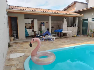 Casa com 3 Quartos à venda, 370m² no Barreiro, Taubaté