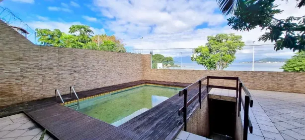 Casa com 3 Quartos à venda, 551m² no Bom Abrigo, Florianópolis
