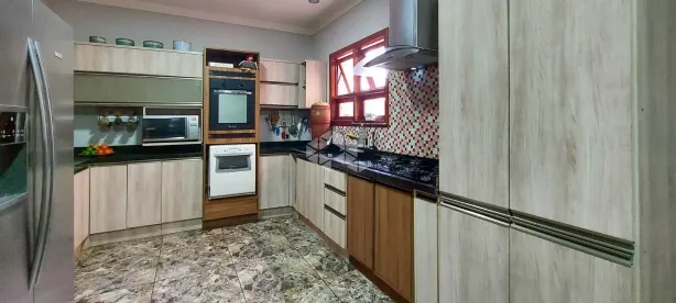 Casa com 5 Quartos à venda, 230m² no São José, Canoas