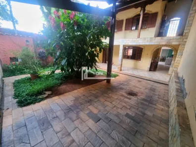 Casa com 3 Quartos à venda, 144m² no Santa Amélia, Belo Horizonte
