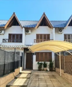 Casa com 2 Quartos à venda, 83m² no Guarujá, Porto Alegre