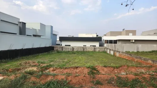 à venda, 270m² no Residencial Valência 1, Álvares Machado