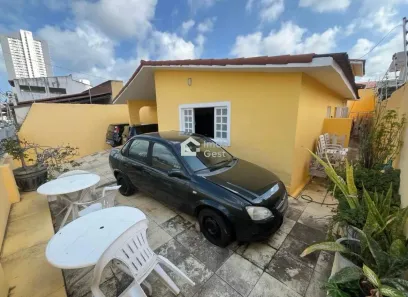 Casa com 4 Quartos à venda, 250m² no Lagoa Nova, Natal
