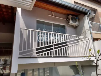 Casa com 3 Quartos à venda, 218m² no Jardim Ouro Preto, Campinas