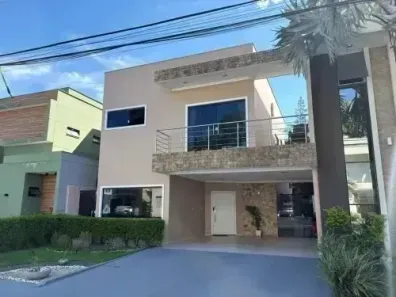 Casa de Condomínio com 3 Quartos à venda, 200m² no Aleixo, Manaus