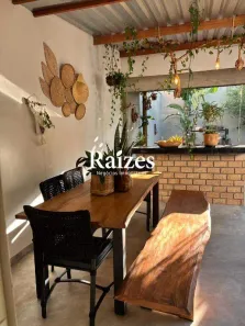 Casa com 4 Quartos para alugar, 255m² no Vigilato Pereira, Uberlândia