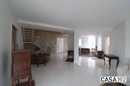 Apartamento com 3 Quartos para alugar, 250m² no Vila Nova Conceição, São Paulo