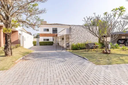 Sobrado com 4 Quartos para venda ou aluguel, 331m² no Vivendas do Arvoredo, Londrina