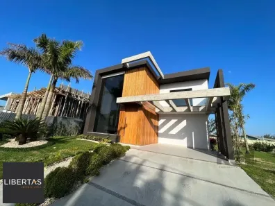 Casa de Condomínio com 5 Quartos à venda, 276m² no XANGRI-LÁ, Xangri-lá