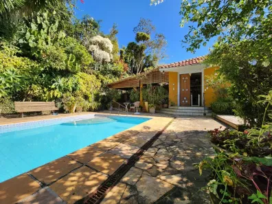 Casa de Condomínio com 4 Quartos à venda, 680m² no Bonsucesso, Petrópolis