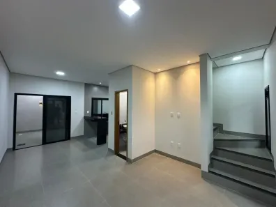 Casa com 2 Quartos à venda, 88m² no Grand Ville, Uberlândia