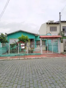 Sobrado com 3 Quartos à venda, 157m² no Fátima, Canoas