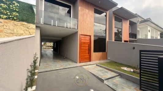 Casa de Condomínio com 3 Quartos à venda, 150m² no Bosque Beira Rio, Rio das Ostras