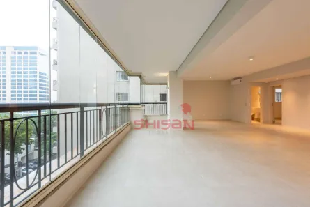 Apartamento com 3 Quartos à venda, 270m² no Vila Uberabinha, São Paulo