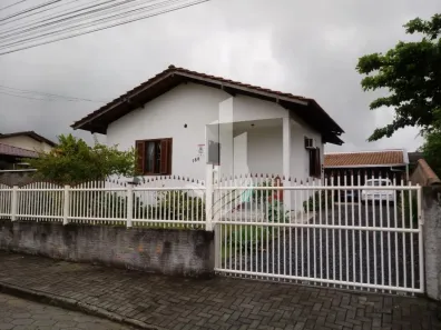Casa com 3 Quartos à venda, 110m² no Santo Antônio, Balneário Piçarras
