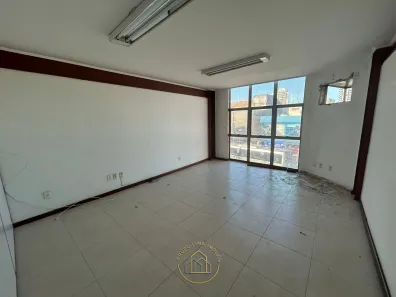 Sala Comercial com 5 Quartos para alugar, 201m² no Cajueiros, Macaé