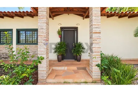 Casa de Condomínio com 4 Quartos à venda, 379m² no Park Way, Brasília