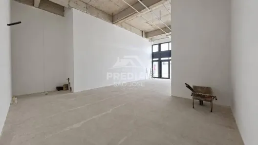 Ponto Comercial para alugar, 94m² no Condomínio Royal Park, São José dos Campos