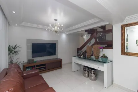 Casa com 3 Quartos para alugar, 140m² no Vila Hulda, Guarulhos
