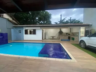 Sobrado com 4 Quartos para alugar, 210m² no Maresias, São Sebastião