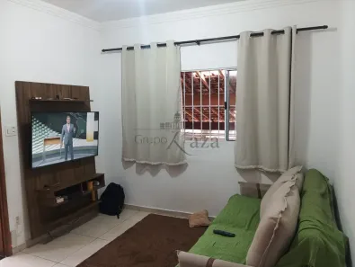 Casa com 2 Quartos à venda, 130m² no Jardim Satélite, São José dos Campos