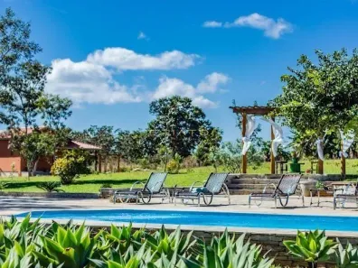 Imóvel Comercial com 8 Quartos à venda, 400m² no Bairro do Carmo, Pirenópolis