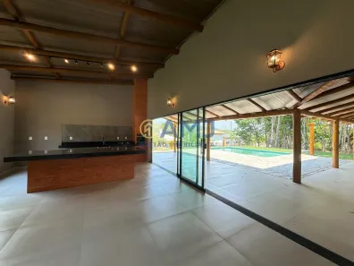 Fazenda/Sítio com 3 Quartos à venda, 1387m² no Condomínio Country Ville II, Hidrolândia