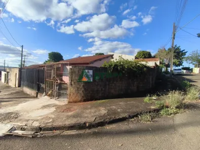 Casa com 3 Quartos à venda, 80m² no Residencial Professora Marieta, Londrina
