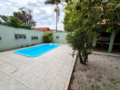 Casa com 3 Quartos à venda, 150m² no Rio Tavares, Florianópolis