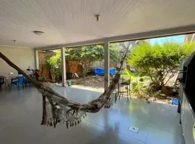 Casa com 3 Quartos à venda, 100m² no Jardim Tonato, Carapicuíba