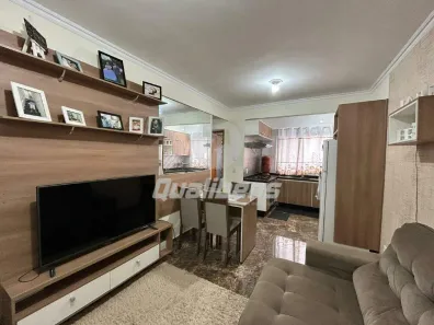 Casa com 2 Quartos à venda, 75m² no Vila Falchi, Mauá