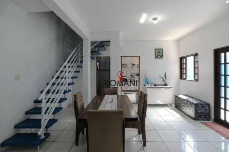 Sobrado com 3 Quartos à venda, 187m² no Jardim Quaresmeira, Suzano
