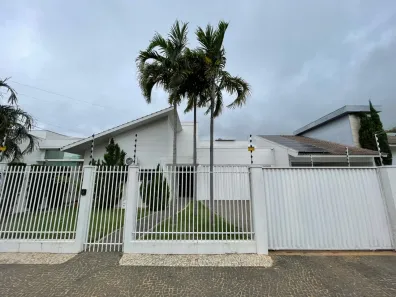 Casa com 3 Quartos à venda, 231m² no Jardim Riva, Primavera do Leste