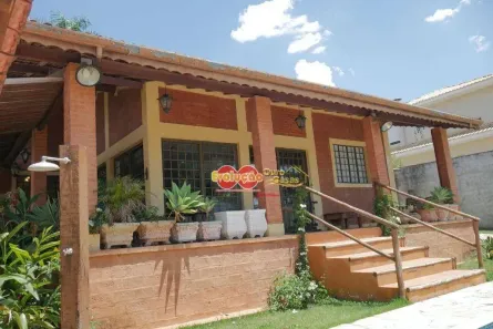 Casa de Condomínio com 5 Quartos para alugar, 400m² no Ville Chamonix, Itatiba