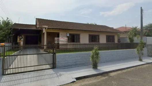 Casa com 5 Quartos para alugar, 152m² no Centro Sul, Schroeder