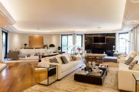 Apartamento com 4 Quartos à venda, 620m² no Vila Uberabinha, São Paulo
