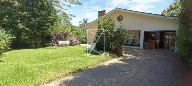 Casa com 4 Quartos à venda, 250m² no São Luiz, Caxias do Sul
