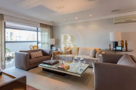 Apartamento com 3 Quartos à venda, 250m² no Moema, São Paulo